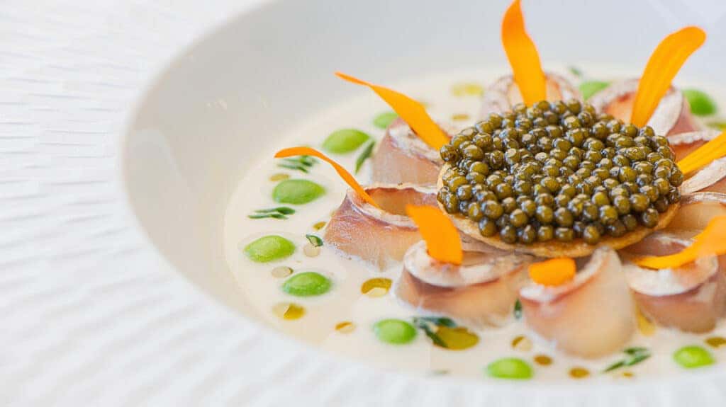 Cook with Stéphane Décotterd – #4: petals of Lake Geneva fera served with verbena broth, pea and caviar chawanmushi