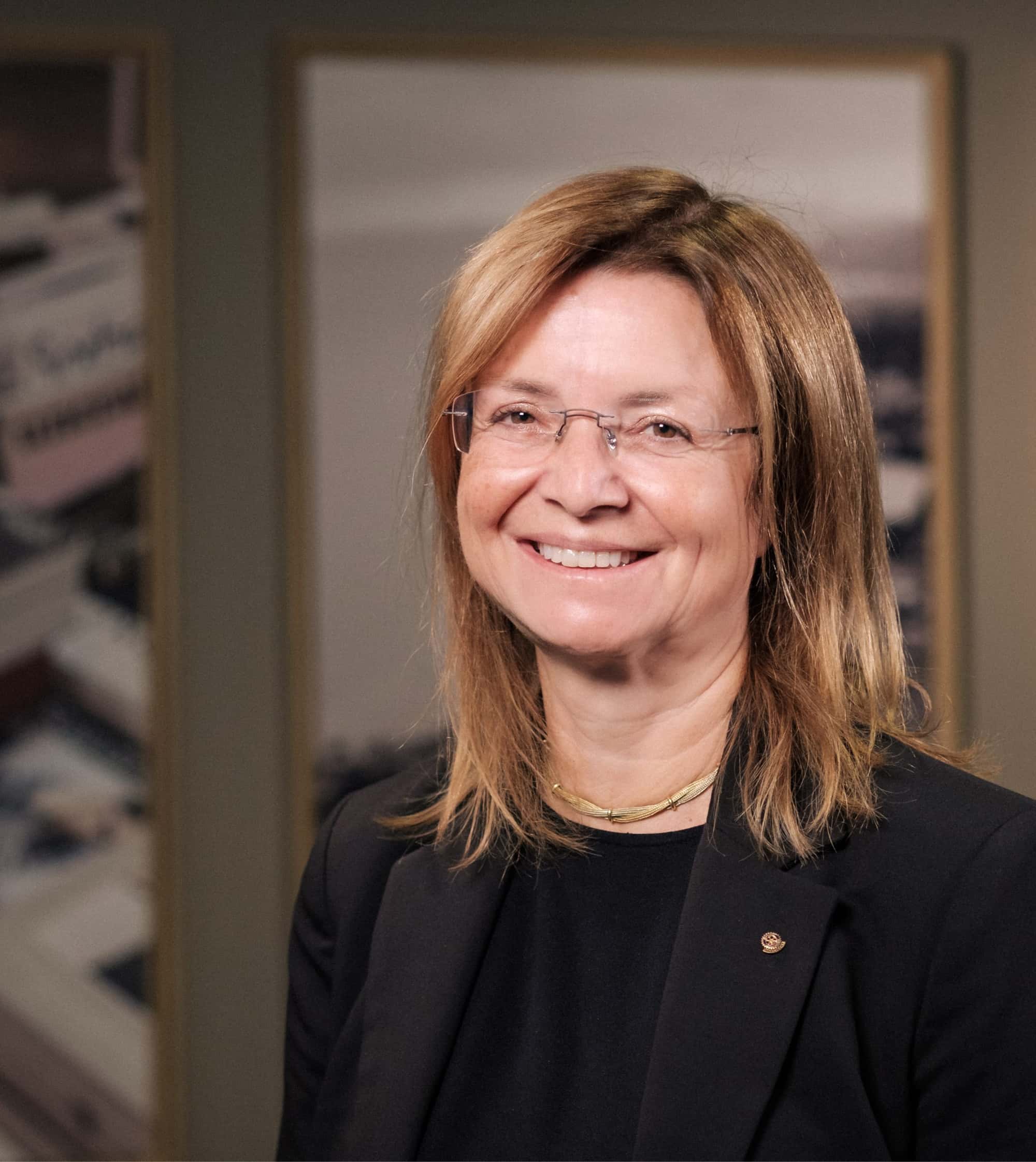 Eleonora-Cattaneo-luxury-hospitality-image-left-right-scaled