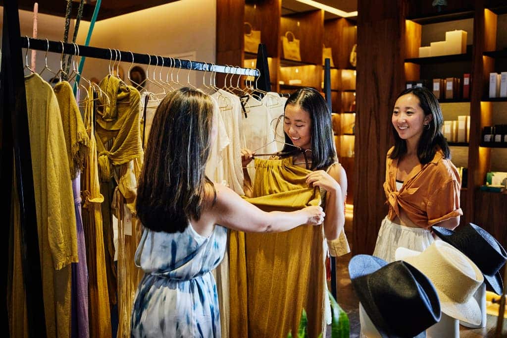 Luxury-consumer-psychology-1