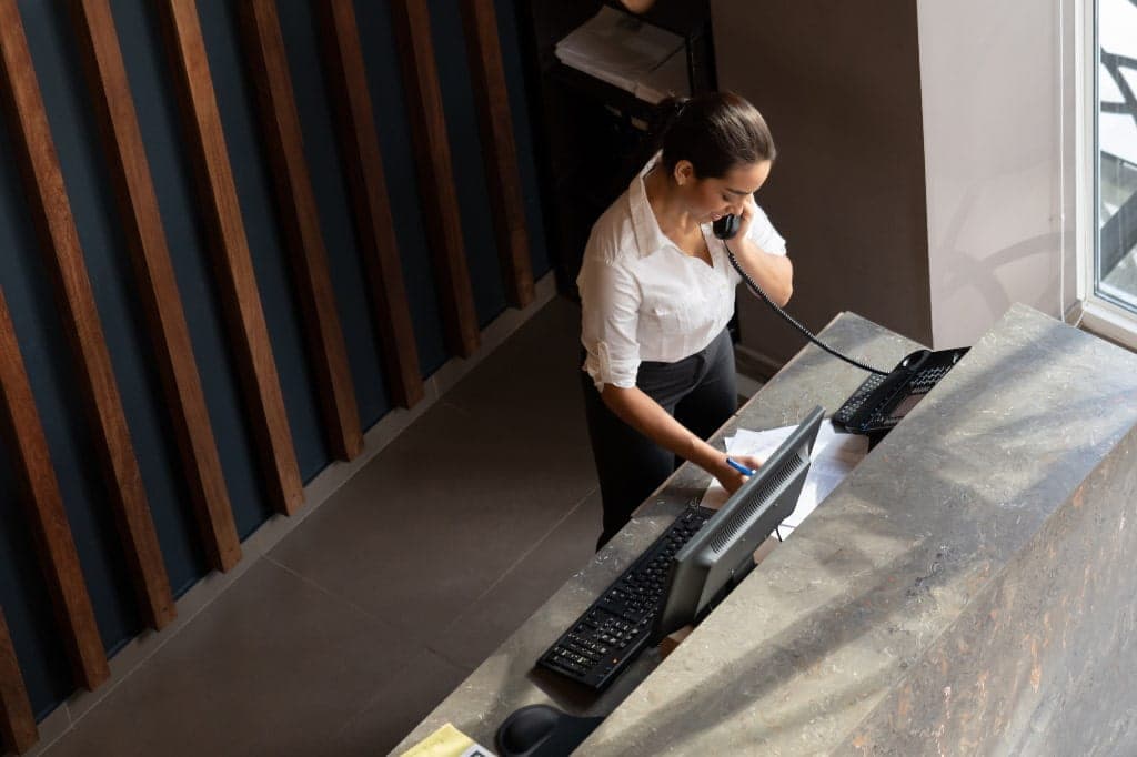 Roles-in-luxury-travel-1