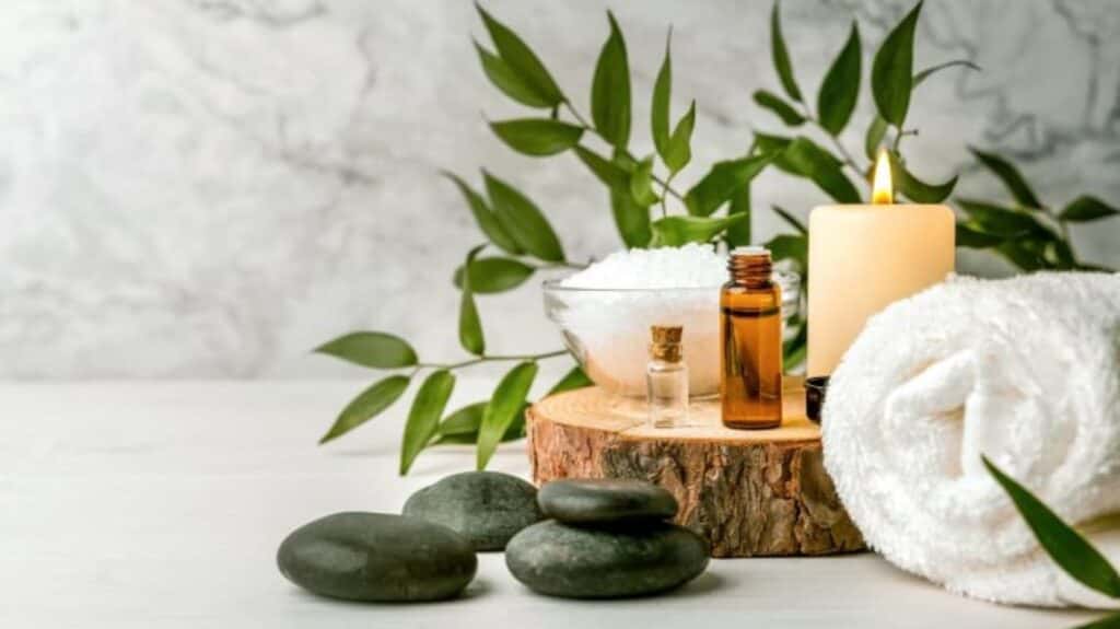 What does a spa manager do?