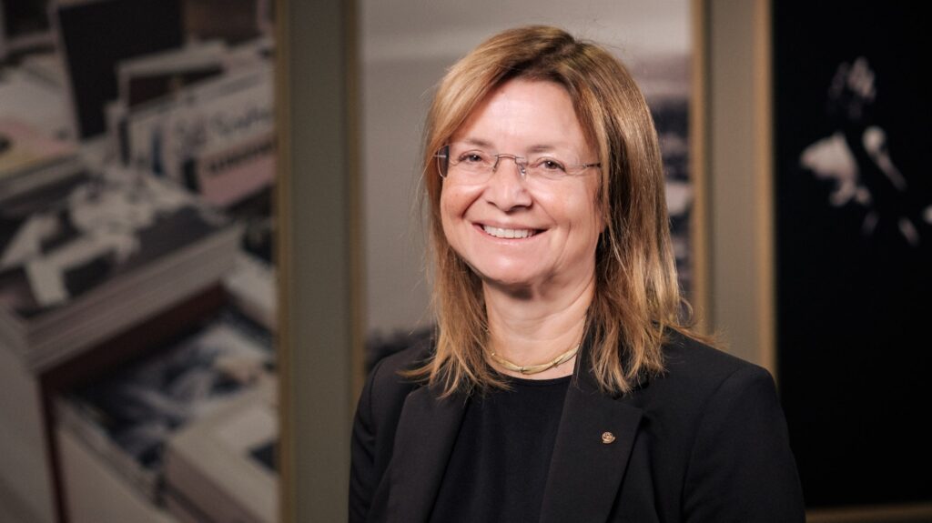 The luxury master: how Dr. Eleonora Cattaneo brings Glion graduate students closer to the world’s dream factory