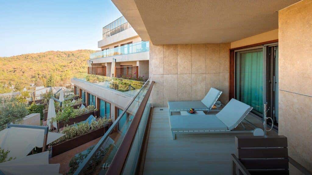 Magnificent seven: how these BBA students made a big impression on D Maris Bay resort